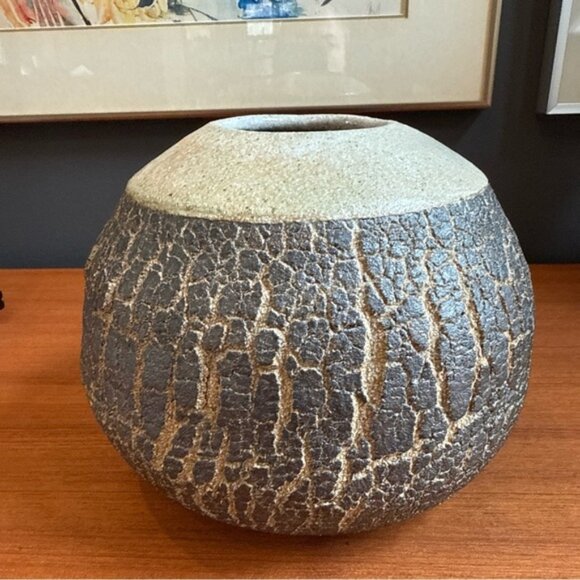 Dark brown crackle glaze vase signed art pottery Large Signed - Picture 2 of 13